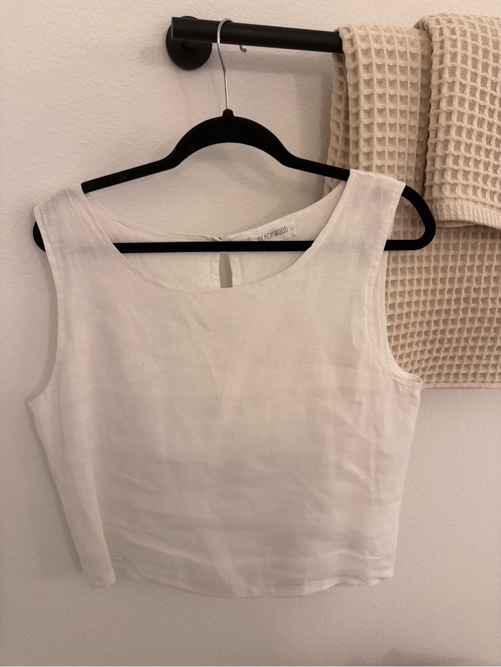Beachwood Baby Mila  White linen tank 💯 Italian - Picture 2 of 5